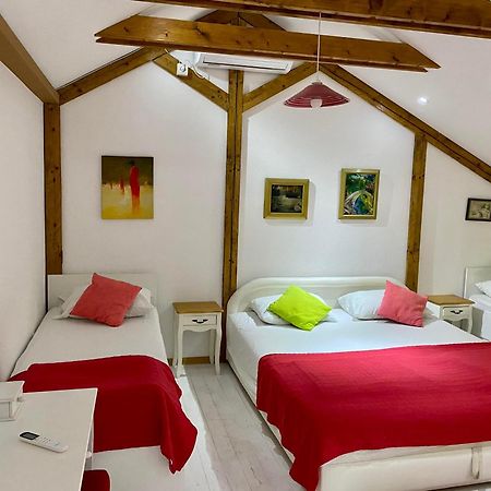 Silent Village Villa With Swimming Pool Mostar Exterior photo