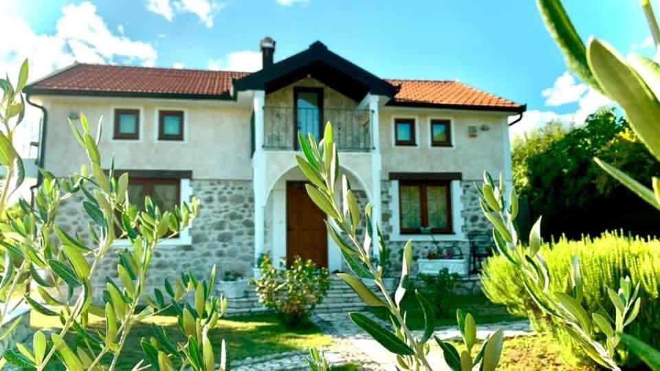 Silent Village Villa With Swimming Pool Mostar Exterior photo