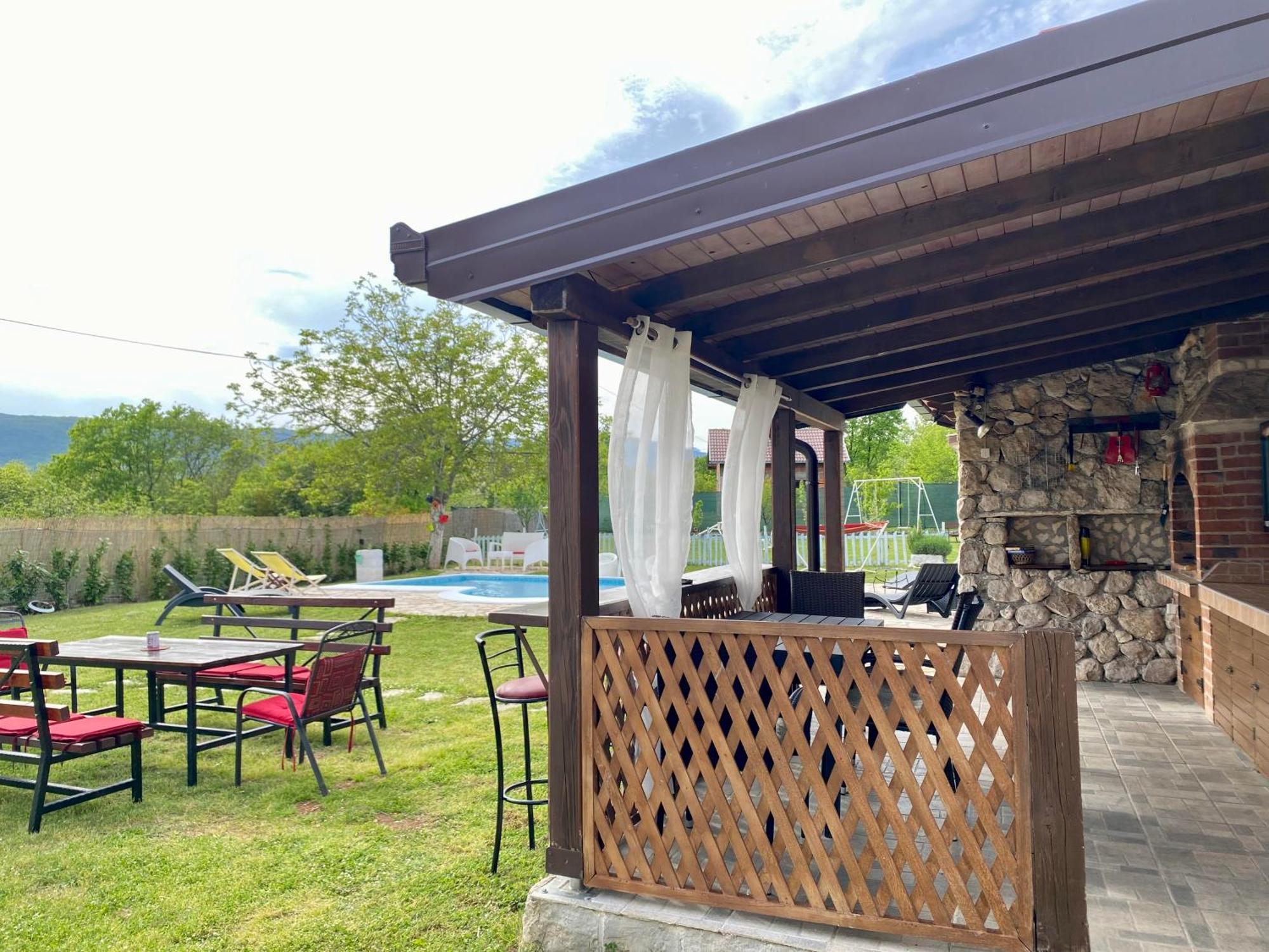 Silent Village Villa With Swimming Pool Mostar Exterior photo